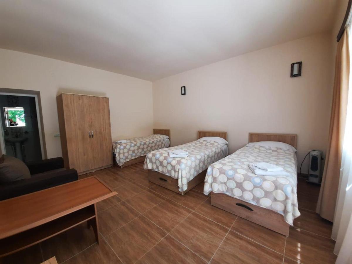 Lucytour Hotel Hermon Екстер'єр фото