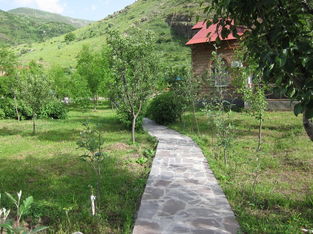 Lucytour Hotel Hermon Екстер'єр фото