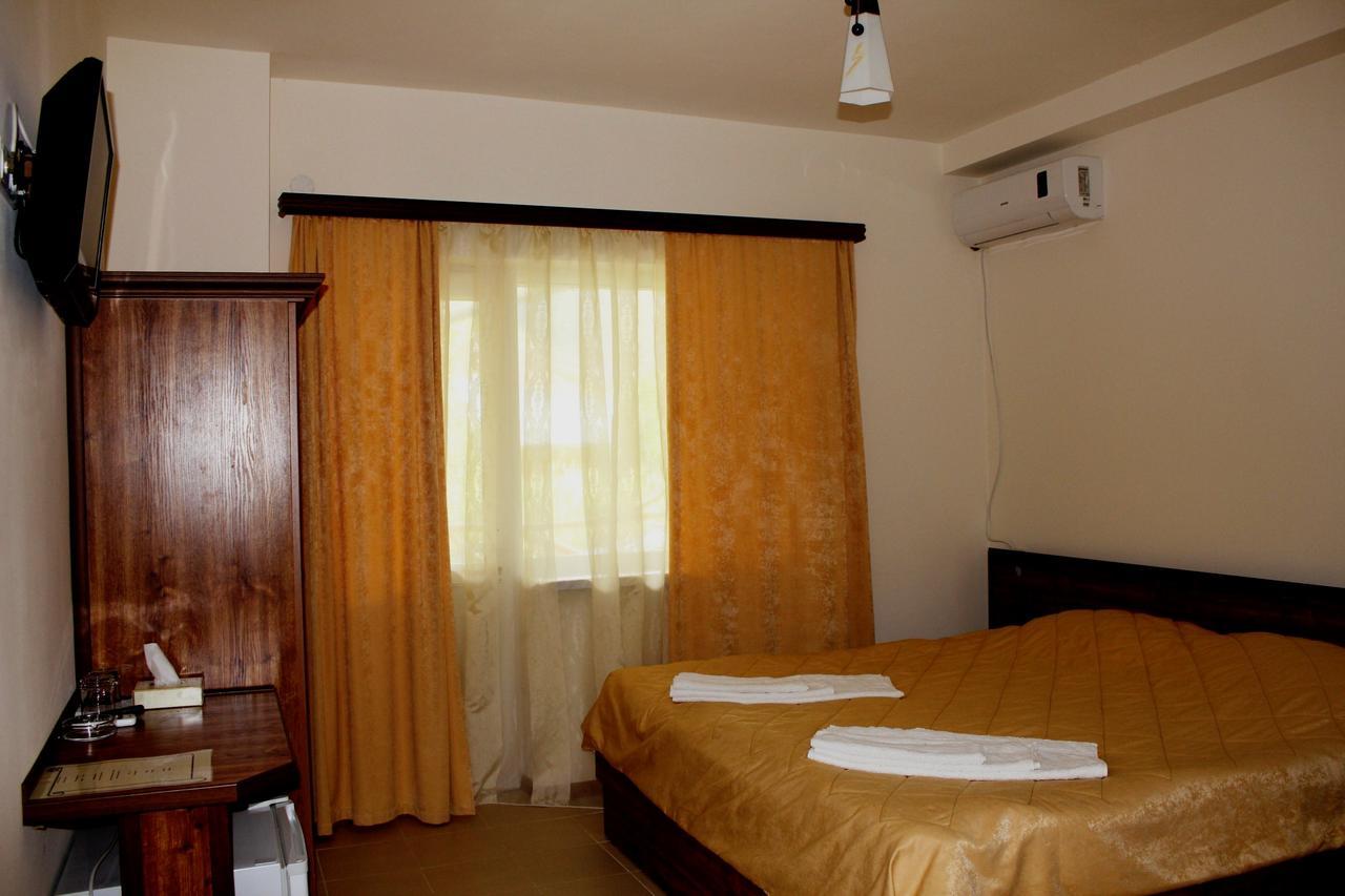 Lucytour Hotel Hermon Екстер'єр фото