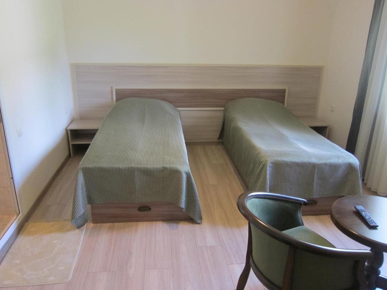 Lucytour Hotel Hermon Екстер'єр фото